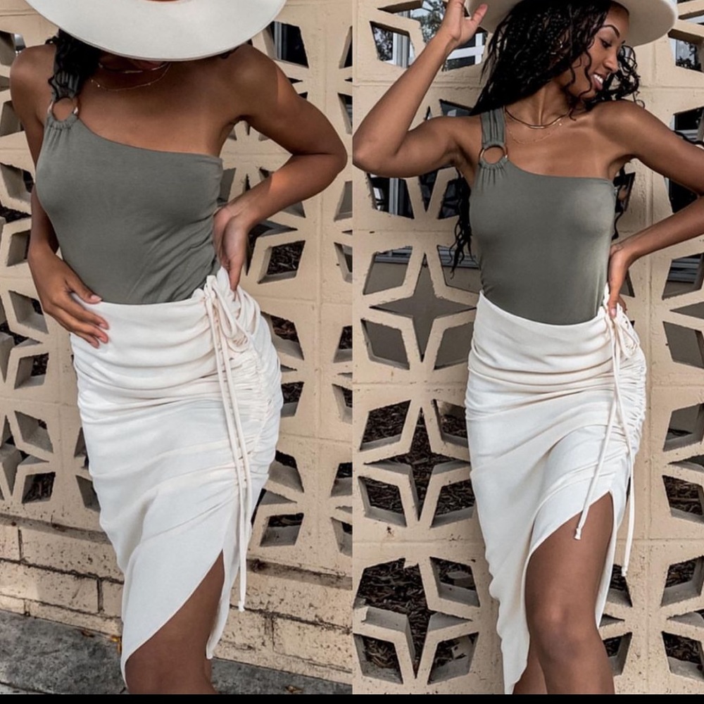 Midi skirt